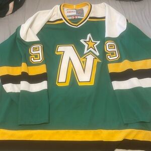Vintage XL CCM North Stars Mike Modano Jersey